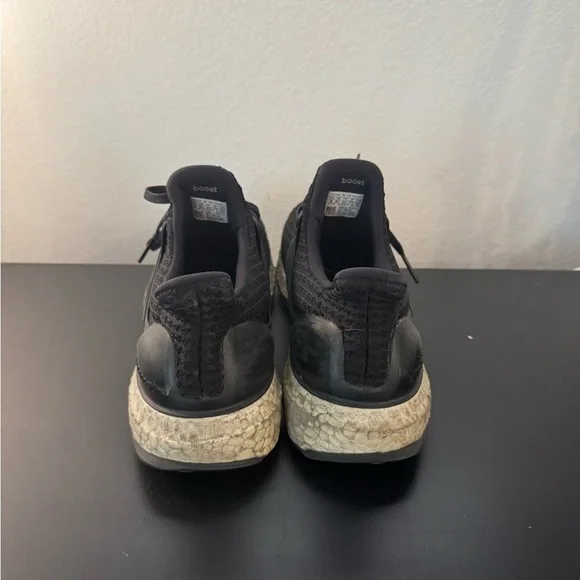 Adidas Women’s Black Ultraboost Sneakers Size‎ 9 - Picture 3 of 7